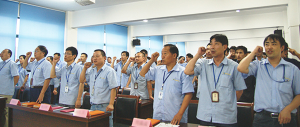 2013年7月10日江陰市宇博科技有限公司管理升級(jí)誓師大會(huì)順利召開(kāi)