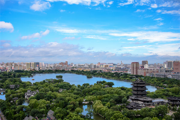 企業(yè)效益下滑，濟(jì)南企業(yè)管理咨詢?nèi)绾尉珳?zhǔn)診斷并逆勢破局？