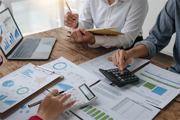 績效考評淪為形式主義，員工敷衍應(yīng)付企業(yè)怎么破？